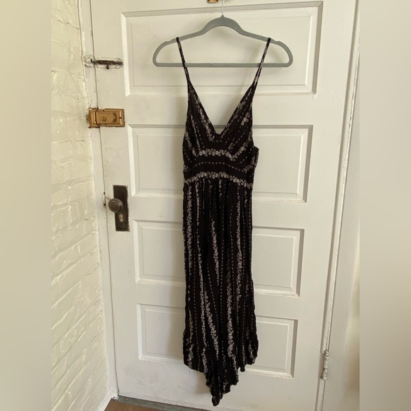 Angie Pants - Angie Black and Gray Patterned Flowy Jumpsuit Size Large